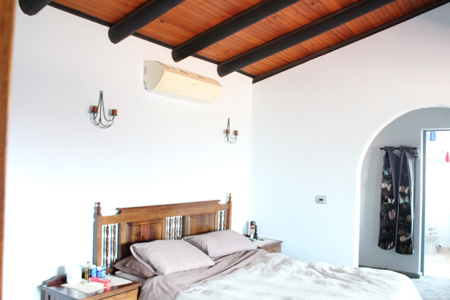 4 Bedroom Property for Sale in Santareme Eastern Cape